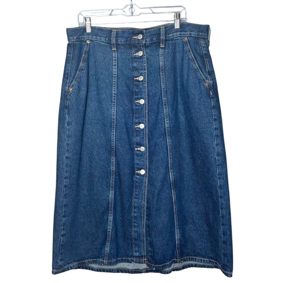 Old Navy High-Waisted Denim Jean Midi Skirt Button-Front in Medium Blue Wash - Picture 2 of 6